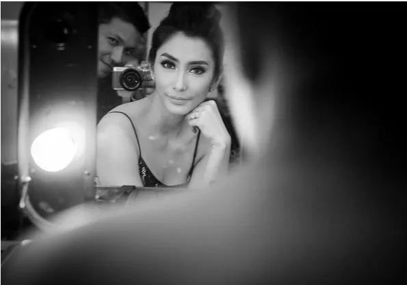 Foto hasil jepretan Gading yang diunggah Tyas Mirasih di Instagram miliknya © Instagram.com/tyasmirasih