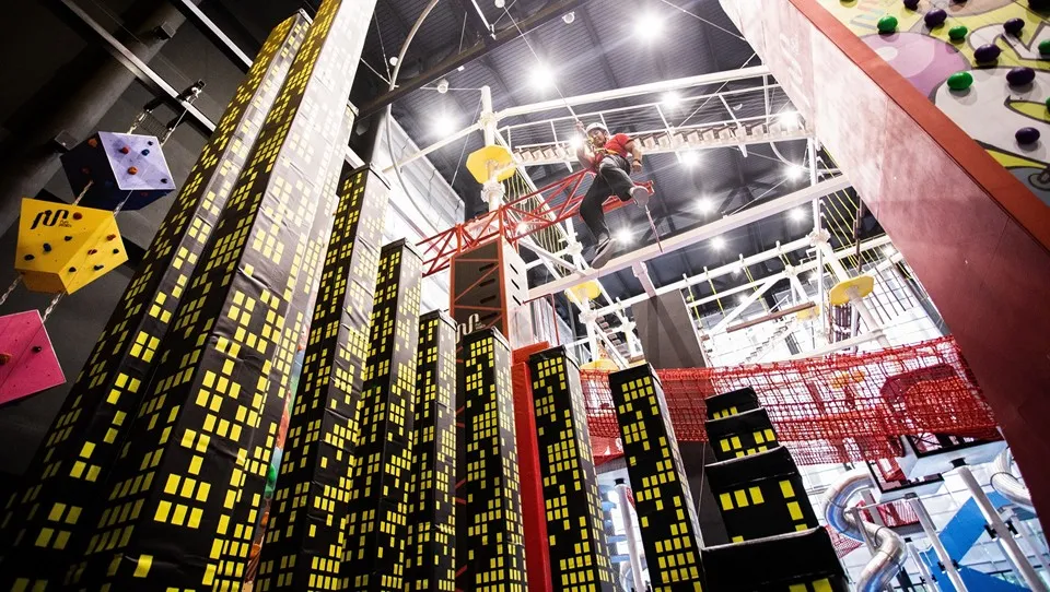 Jalur tali penuh rintangan menantang. (Sumber: HomeTeamNS)