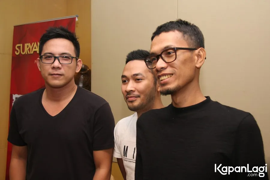 Turut kehilangan, personel NOAH telah cukup lama mengenal baik almarhum ayah Ariel. ©KapanLagi.com/Adhib Mujaddid