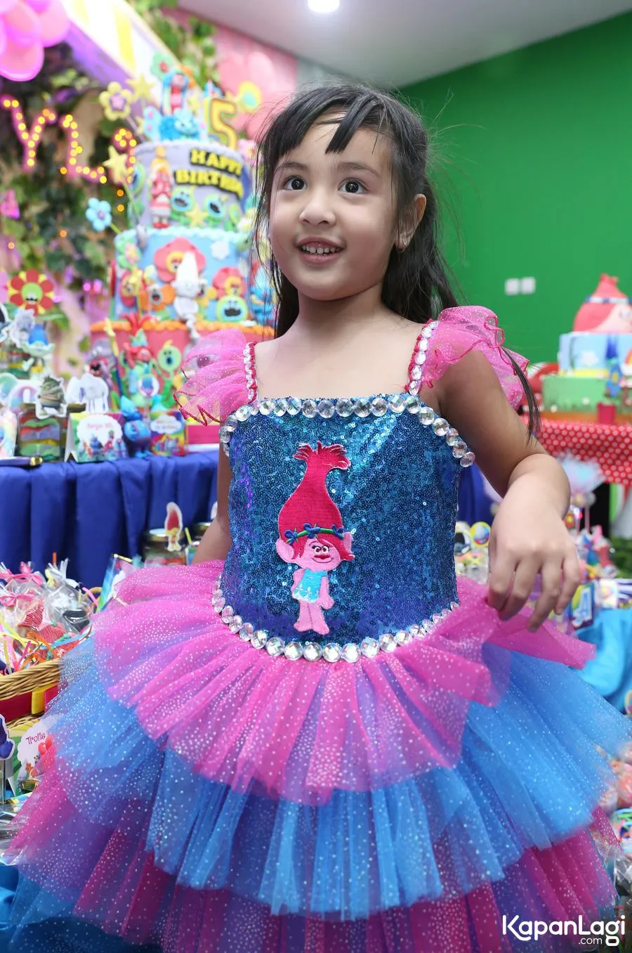 Mikhayla Bakrie merayakan ulang tahun yang ke-5 dengan tema Trolls. ©KapanLagi.com/Agus Apriyanto