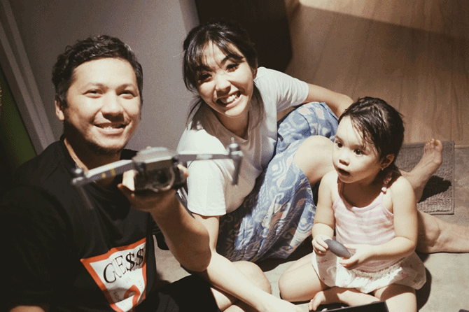 Surprise ulang tahun Gading Marten (credit : instagram.com/gadiiing)