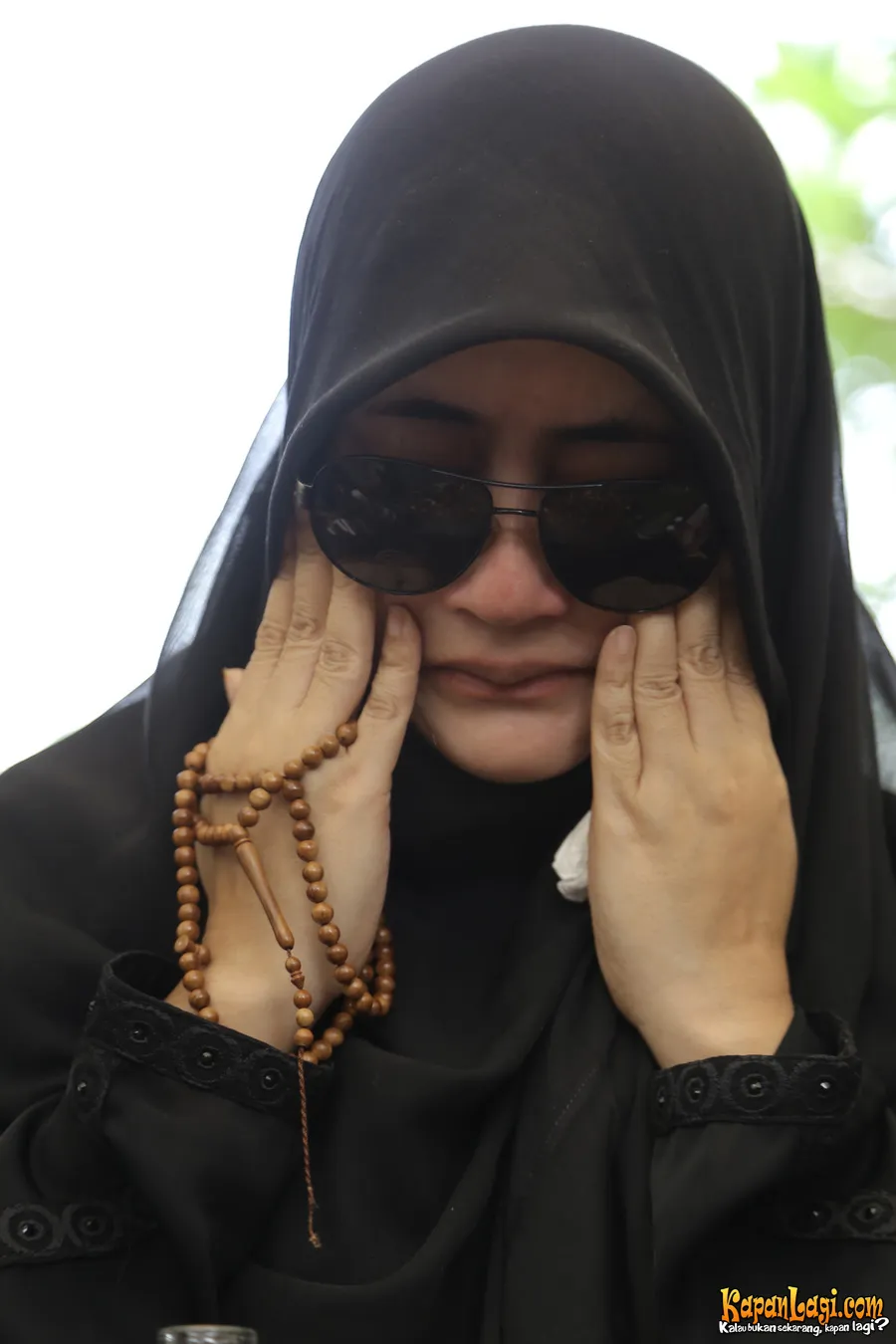 Pipik Dian Irawati hampir dua tahun ditinggal Jeffry Al Buchori. ©KapanLagi.com®/Agus Apriyanto