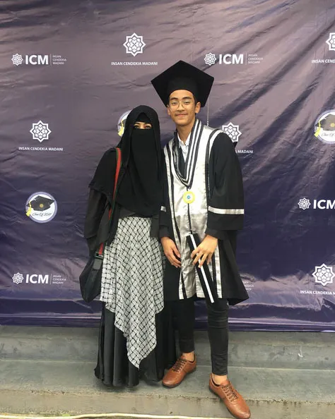 Umi Pipik tinggalkan dunia entertainment © Istimewa