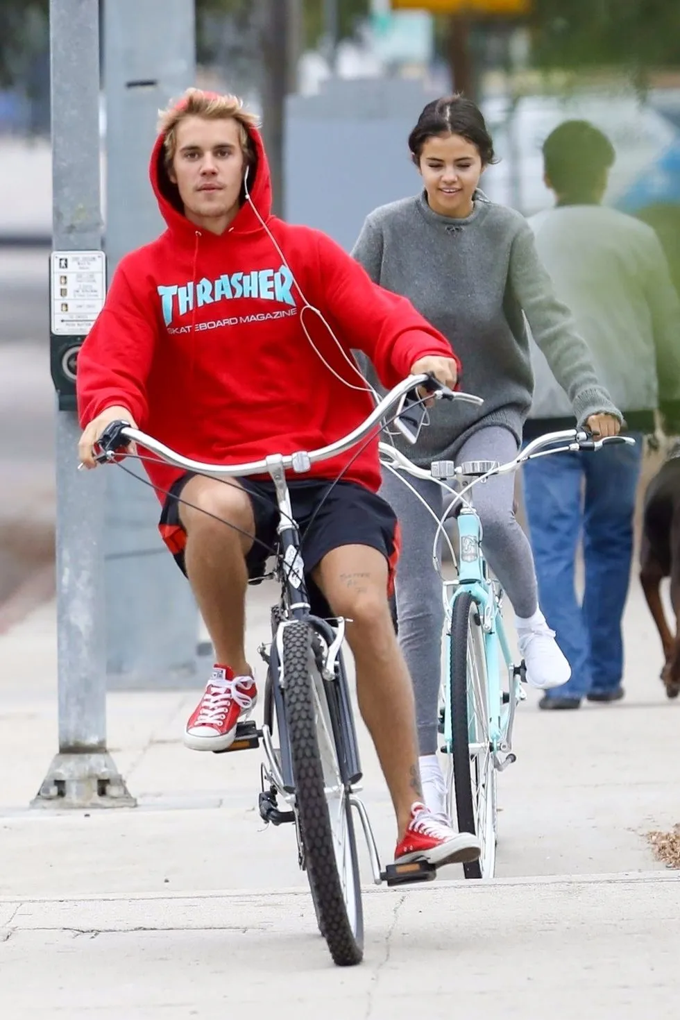 Putusnya Selena dan The Weeknd gara-gara Justin nih? © BACKGRID