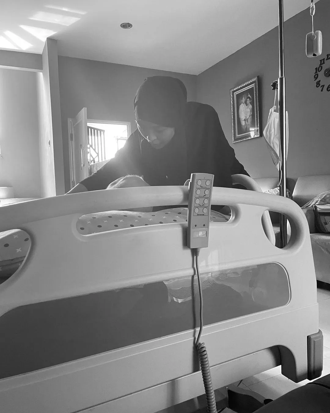 Ayah Tantri Kotak sakit - Credit: instagram.com/tantrisyalindri