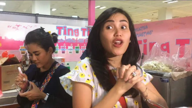 Bila biasanya Ayu menjawab sindiran dengan emosi maka kali ini dirinya lebih kalem © KapanLagi.com/Adi Abbas Nugroho