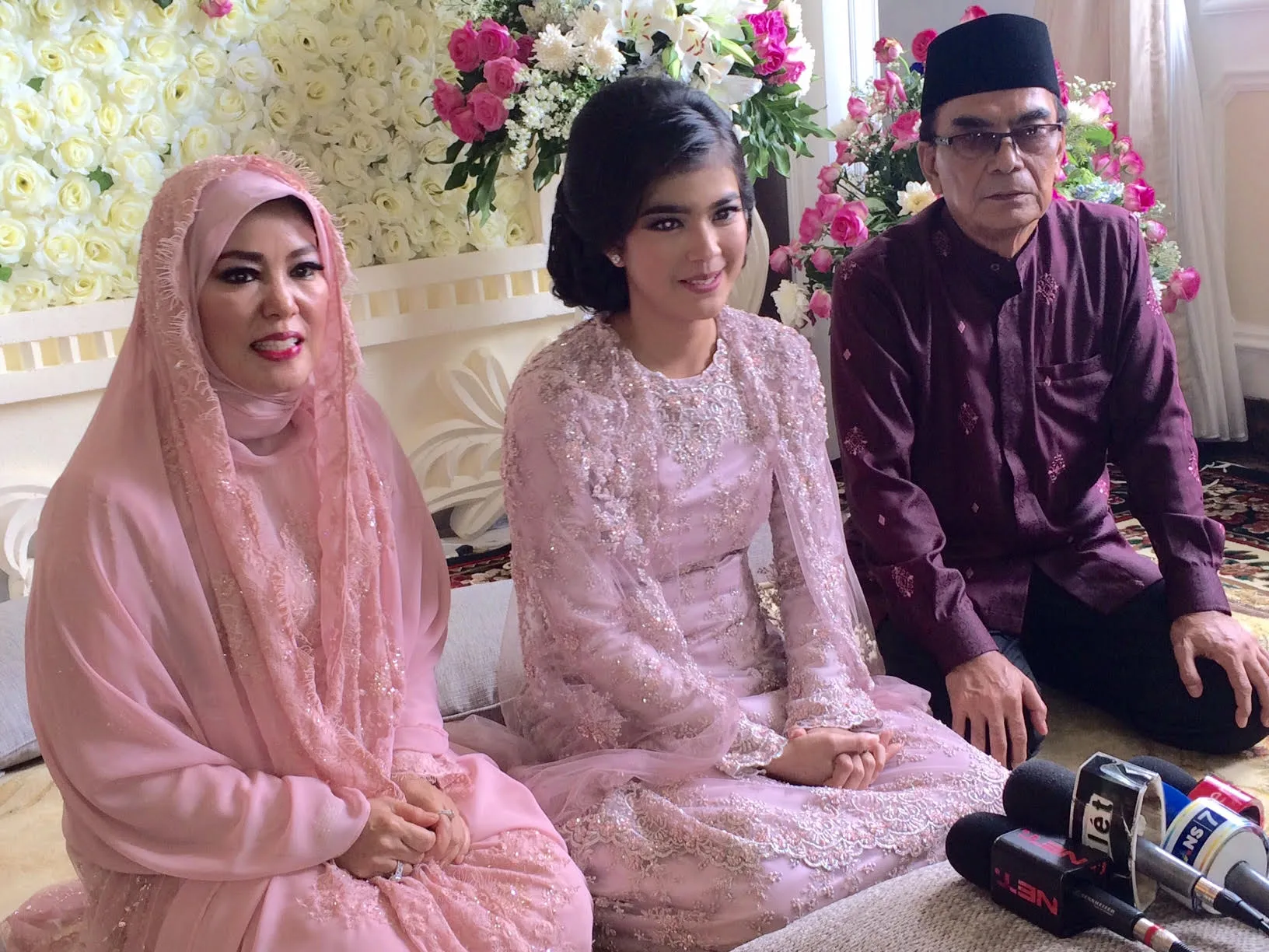Raya Kohandi gelar pengajian jelang perkawinan. ©KapanLagi.com/Hendra Gunawan