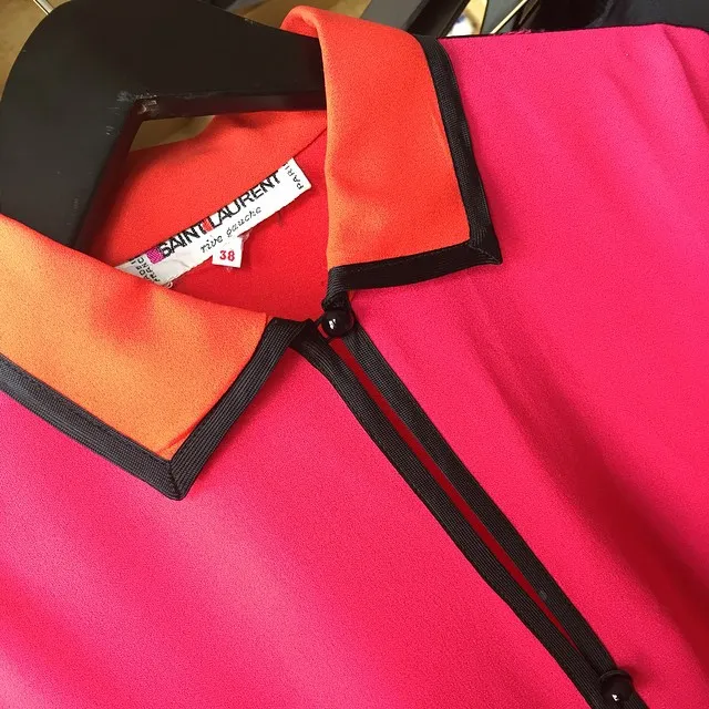 Outfit yang dikabarkan akan dipakai Victoria Beckham di acara ulah David © Instagram/Victoria Beckham