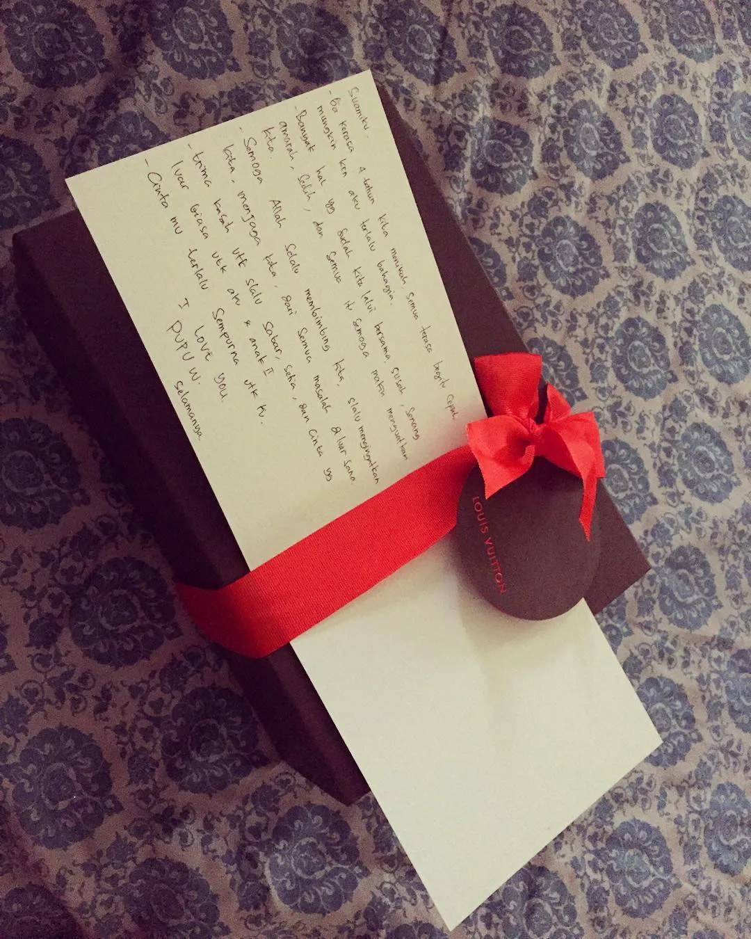 Kado dari Ussy Sulistiawaty untuk Andhika Pratama, mewah. ©Instagram/Dhika_Cungkring