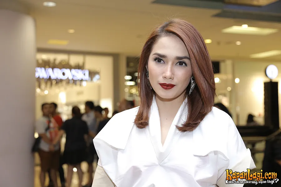 Ussy batal laporkan kejadian yang menyangkut putrinya ke pihak kepolisian/©KapanLagi.com®/Agus Apriyanto