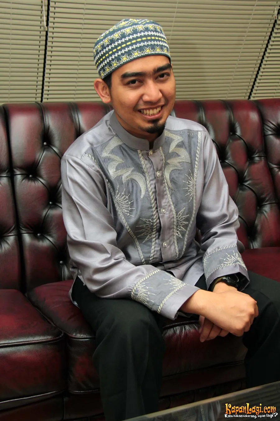 Ustad Solmed meminta maaf secara terbuka di acara HITAM PUTIH.