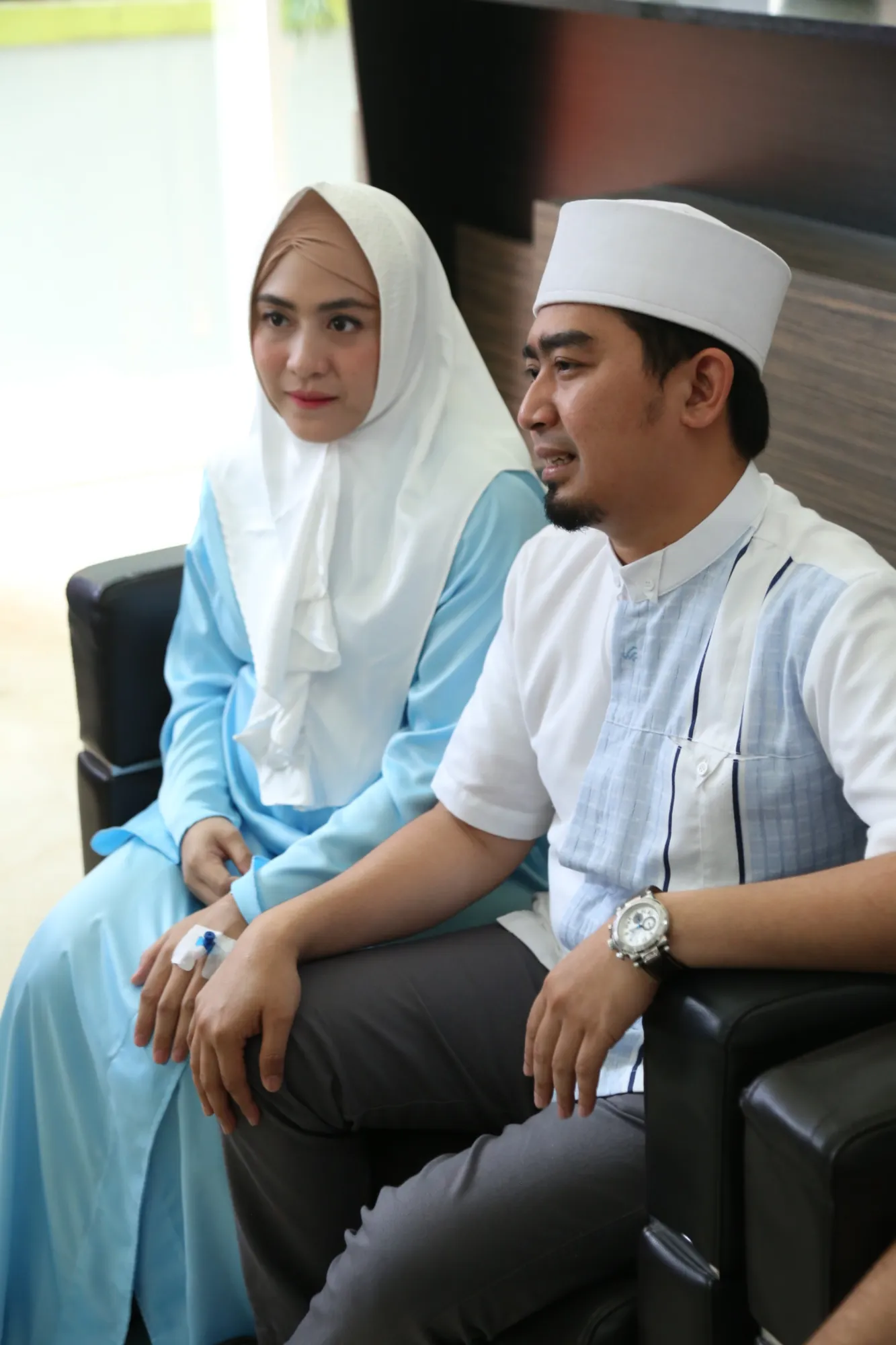 Ustaz Solmed & April Jasmine © Kapanlagi/Akbar Prabowo Triyuwono