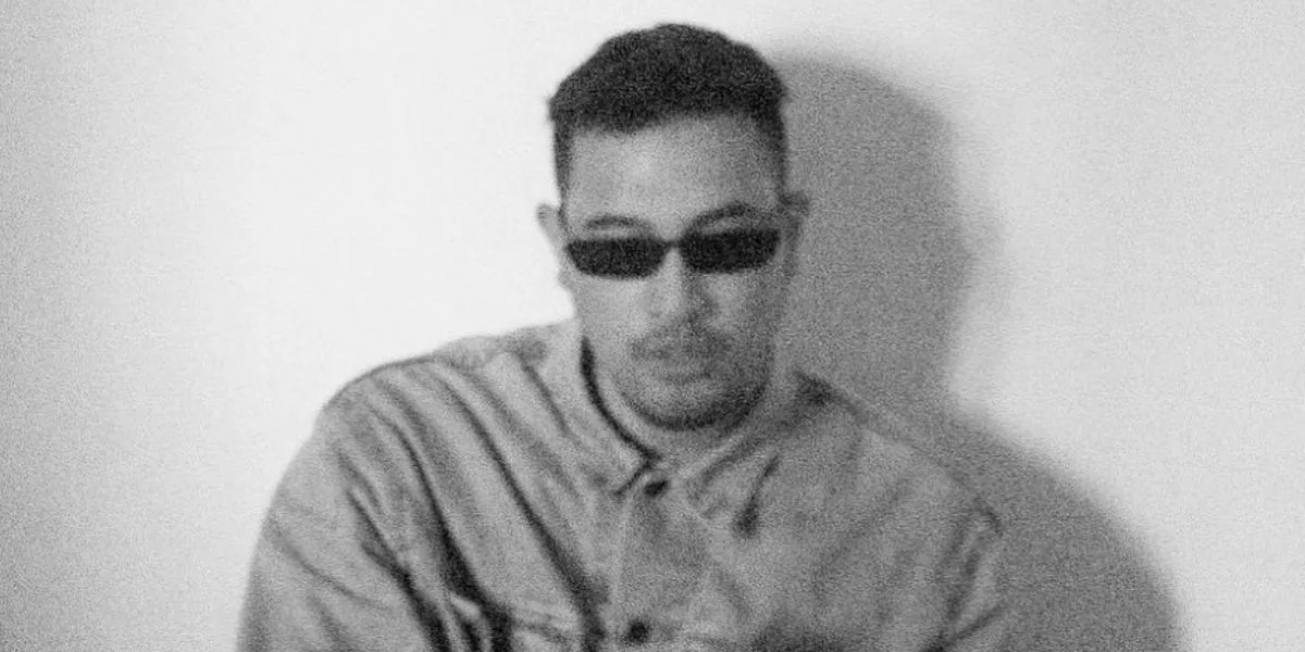 Adrian Khalif - Utopia