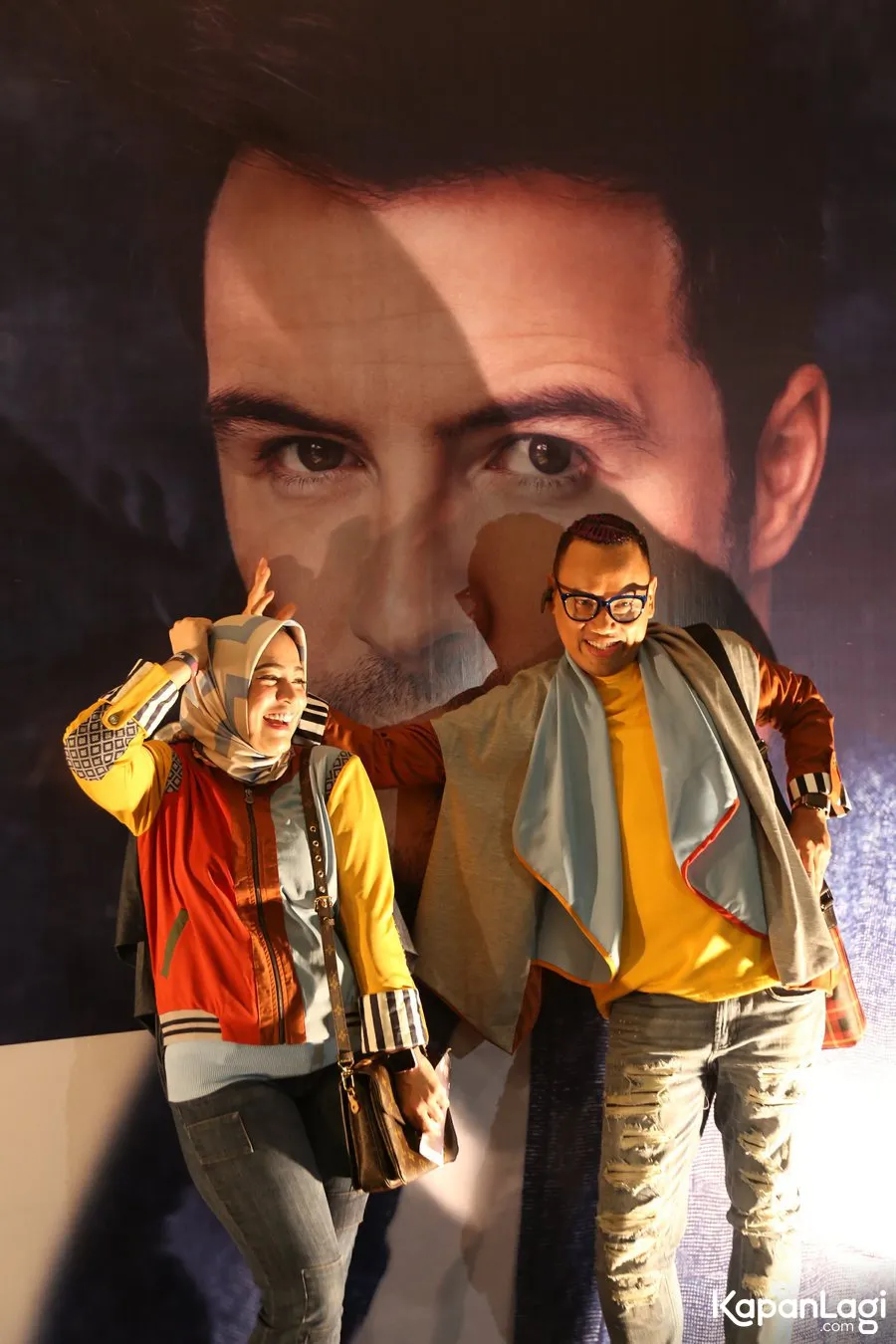 Kekompakan Astrid dan Uya Kuya di konser Shane Filan semalam/©KapanLagi.com®/Agus Apriyanto