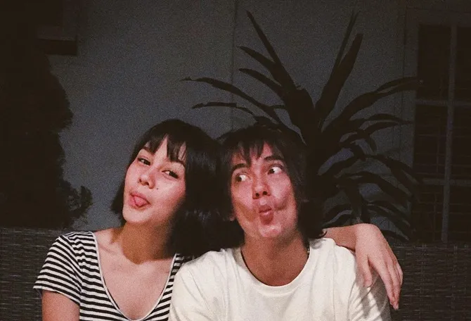 Foto kebersamaan Vanesha Prescilla dan Adipati Dolken © instagram.com/vaneshaass
