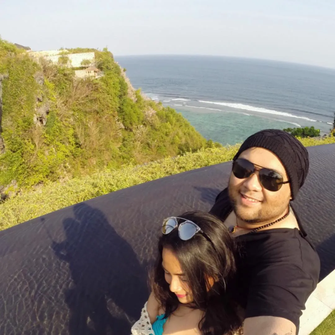 Vanessa Angel memposting foto sedang berlibur dengan kekasih. ©Instagram/vanessaangelofficial