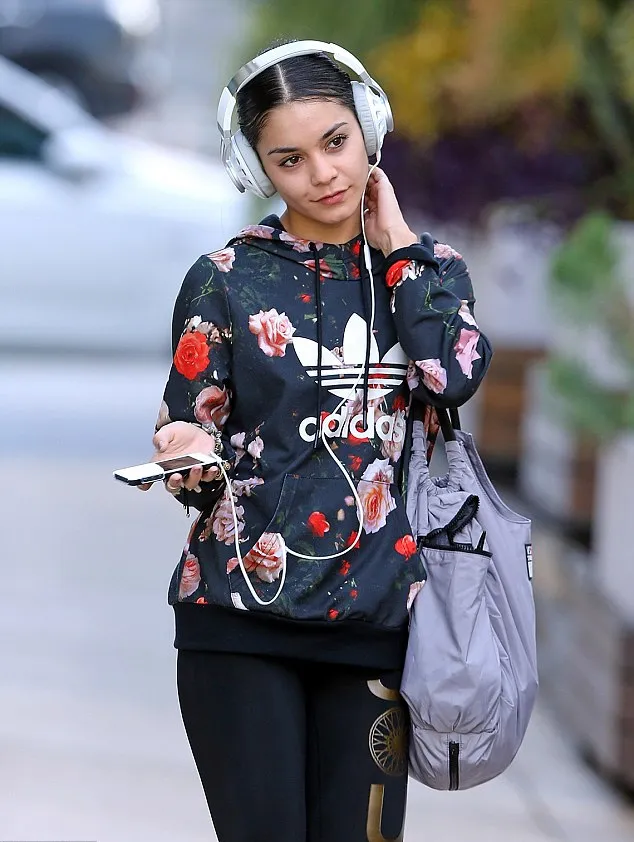 Vanessa Hudgens @ dailymail.co.uk