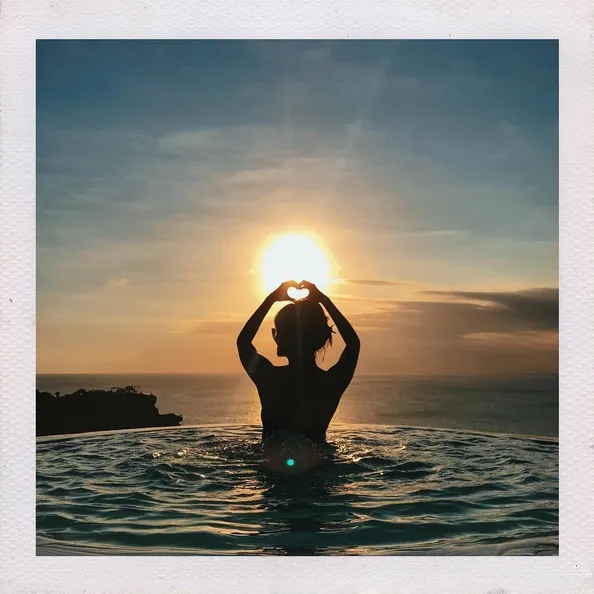 Liburan, Vanessa Angel memilih untuk santai di Bali. /©instagram.com/vanessaangelofficial