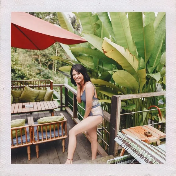 Pakai baju renang ini, Vanessa Angel pamerkan body goal yang memukau! /©instagram.com/vanessaangelofficial