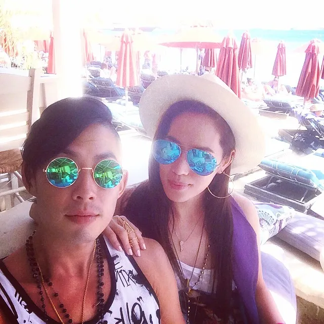 Vanness Wu dan Arissa Cheo saat merayakan satu tahun pernikahan keliling Eropa. @Vanness Wu Instagram.