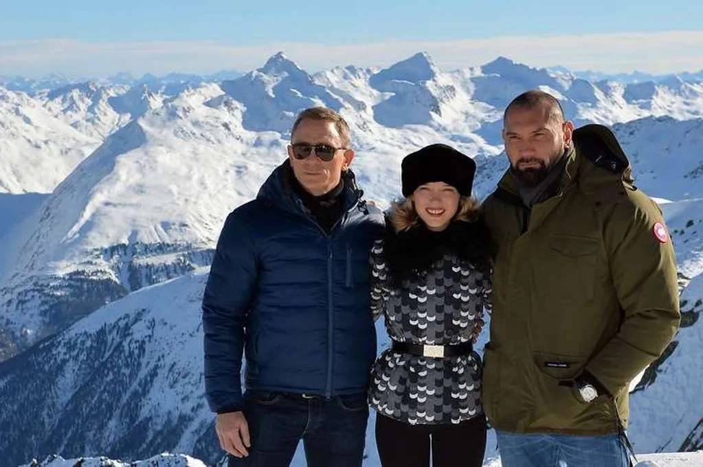 Daniel Craig saat ada di lokasi syuting SPECTRE yang bersalju/©Sony Pictures