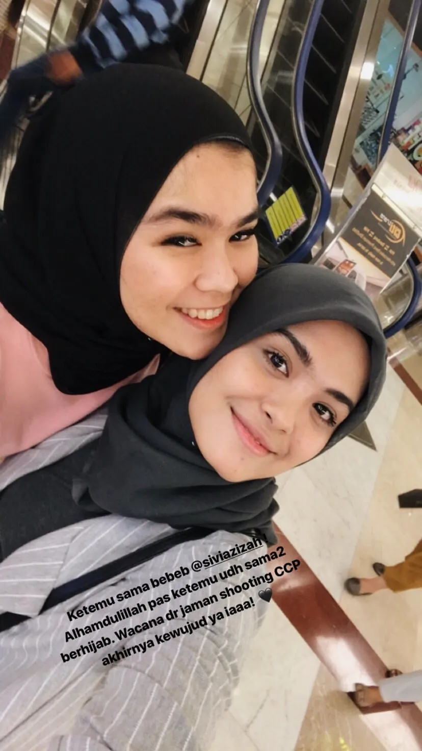 Vebby kini berhijab ©vebbypalwinta