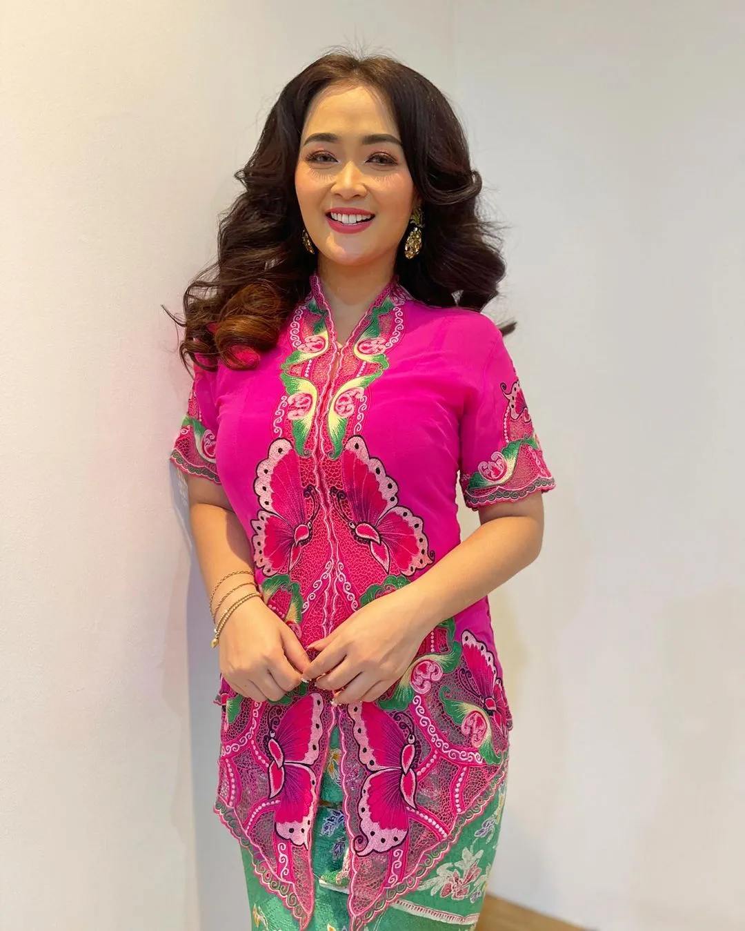 (Sumber: Instagram @vegadarwanti123)