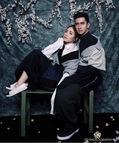 Natasha & Verell beri konfirmasi soal foto yang tersebar di dunia maya © Instagram.com