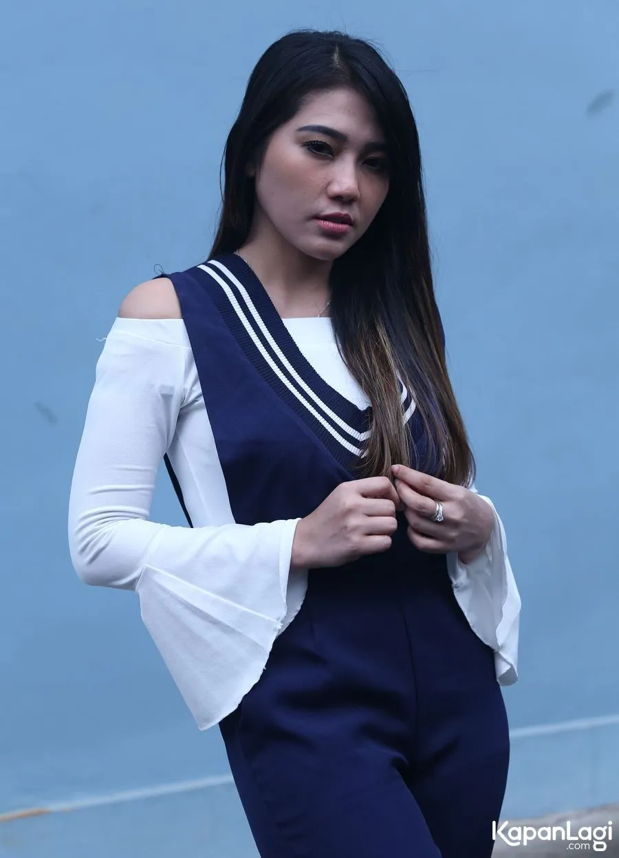Saking populernya Via Vallen juga dibilang sebagai 'The Next Inul Daratista' karena kesuksesannya di Ibukota © KapanLagi.com/Agus Apriyanto