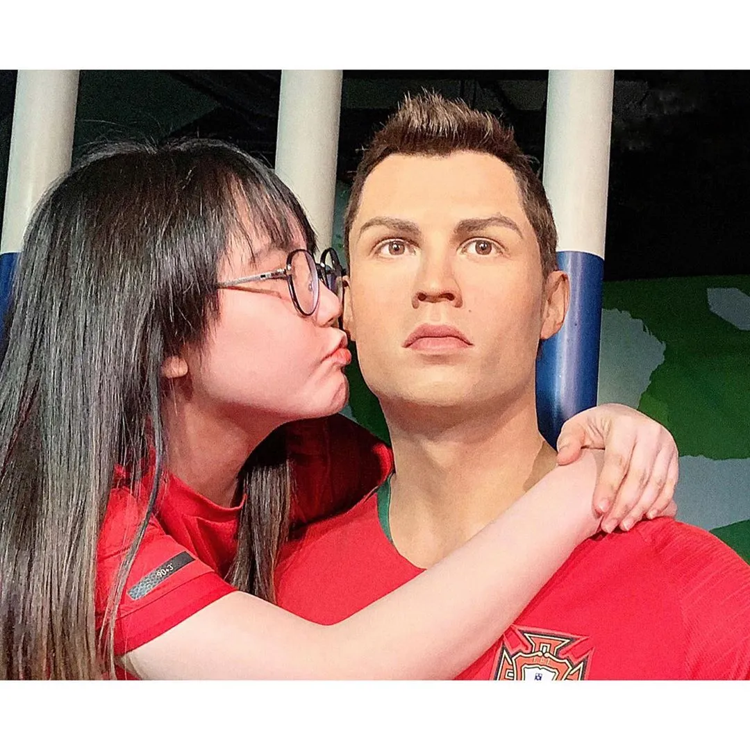 credit: Instagram.com/viavallen