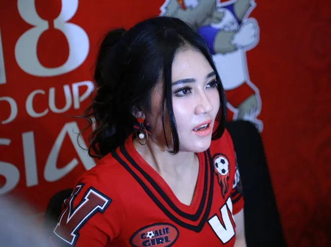 Via ingin dikenal sebagai penyanyi dangdut yang mengutamakan kualitas vokal. © KapanLagi.com/Akbar Prabowo Triyuwono