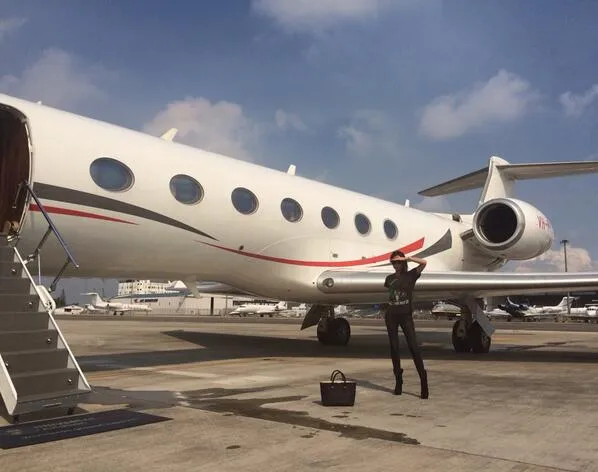 Victoria Beckham sesaat sebelum berangkat ke Indonesia? @ Twitter/Victoria Beckham