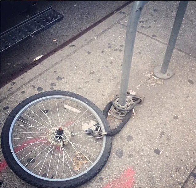 Satu-satunya yang tersisa dari sepeda Victoria @ dailymail.co.uk