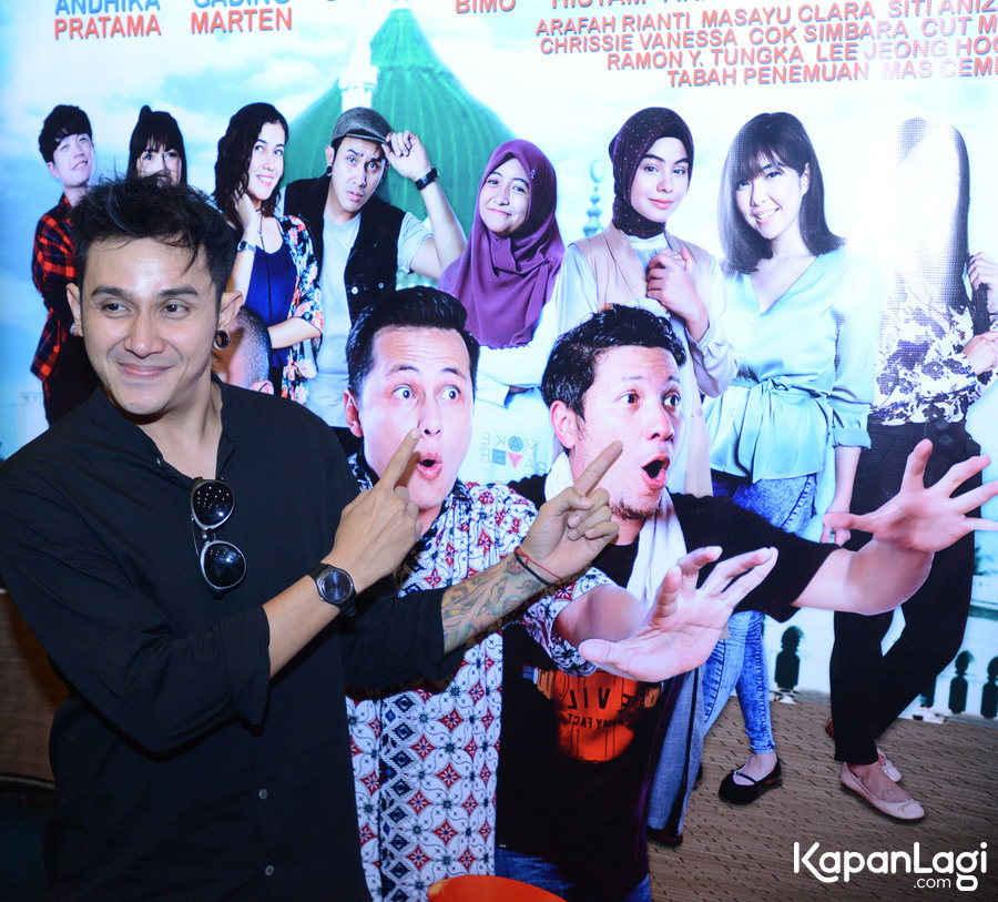 Vicky Nitinegoro kerap berbuka puasa dengan gorengan hingga diomeli ibunya © KapanLagi.com®/Bayu Herdianto