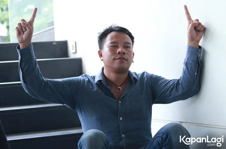 Vicky Prasetyo sebut Zaskia Gotik mungkin kangen dirinya maka menjawab ngaco saat tampil di Dahsyat. ©KapanLagi.com/Agus Apriyanto