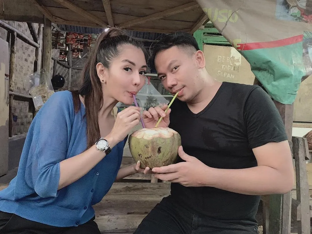 Vicky Prasetyo & Anggia Chan credit: instagram/vickyprasetyo777