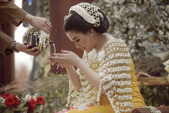 (credit: instagram.com/aldiphoto) 