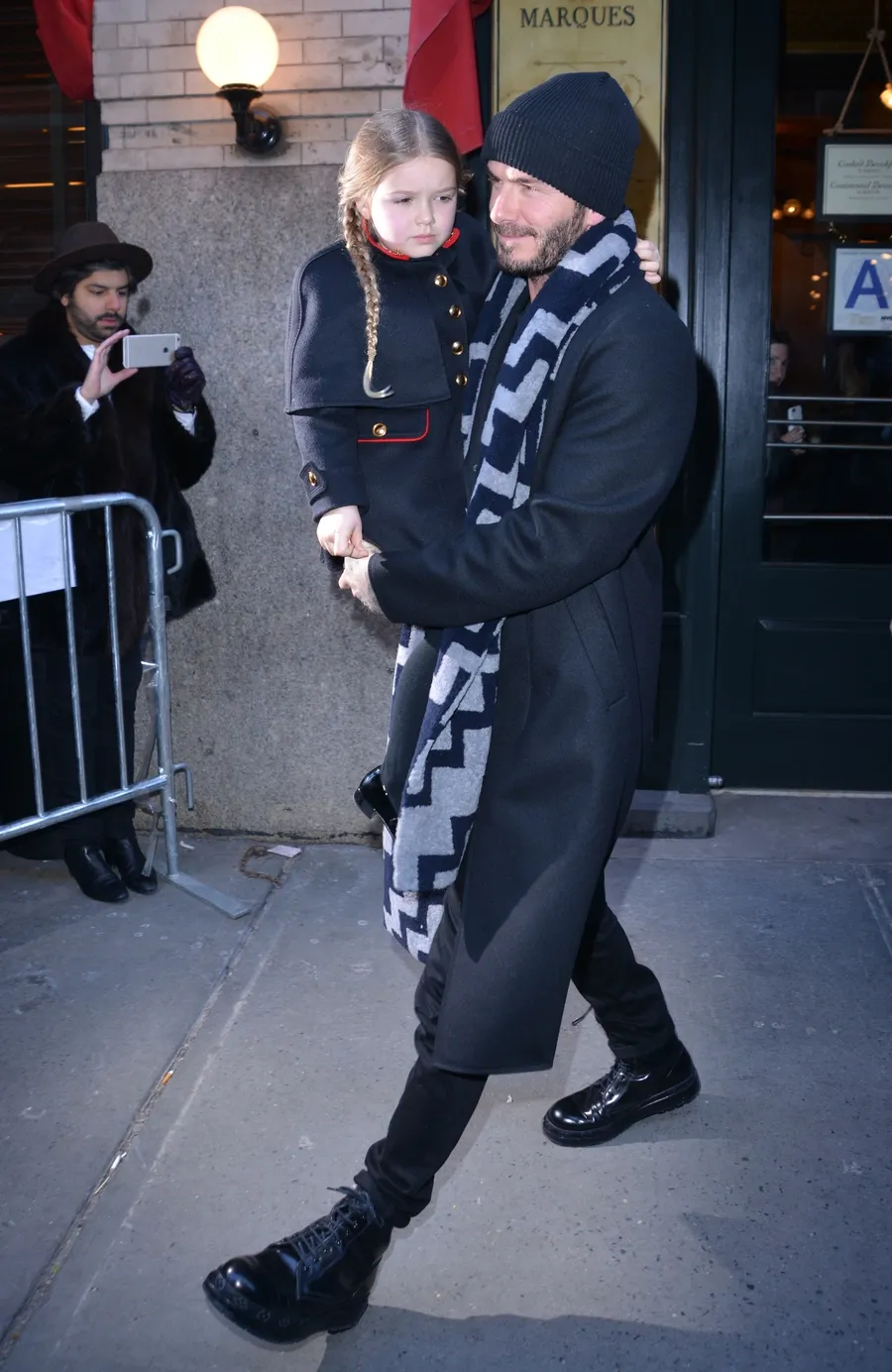 Harper adalah gadis yang stylish © TPG Images