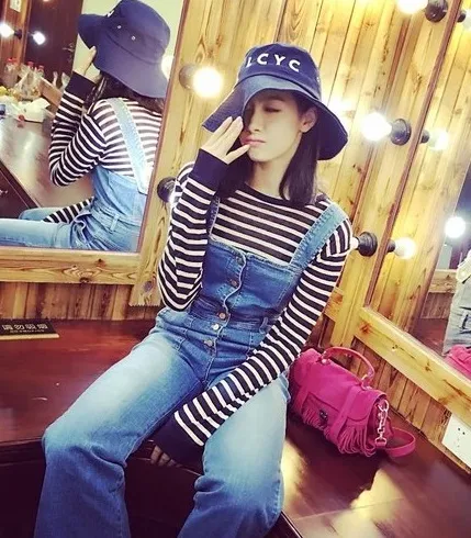 Gaya santai Victoria © instagram.com/victoria02_02