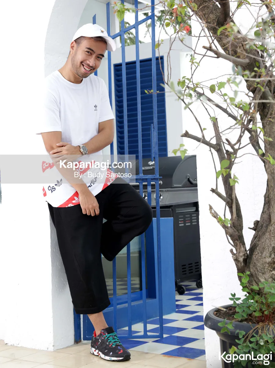 Vidi Aldiano dan keluarga selalu kenakan baju bertema sama saat Lebaran © KapanLagi.com®/Budy Santoso