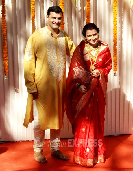 Vidya dan Siddarth saat menikah/ @indianekspress.com