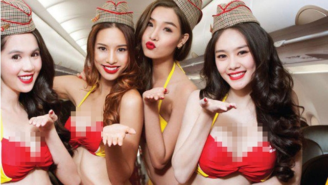 Pramugari berbikini Vietjet (Credit: istimewa)