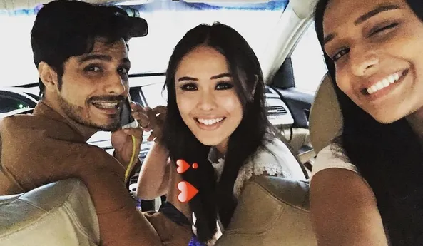 Usai Vishkanya tamat, Aishwarya Khare seru bareng Vin dan Nita ©instagram/aishwarya_khare