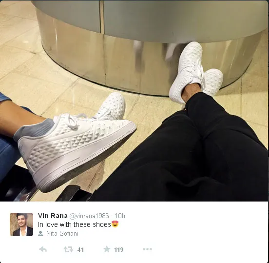 Ini dia kekompakan Vin dan Nita, sepatu baru kembaran @twitter.com/vinrana1986