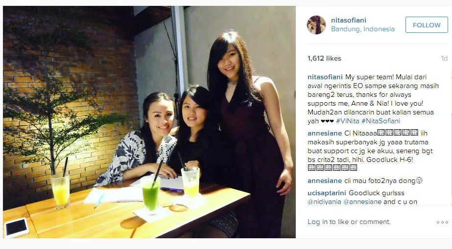 Nita sedang hangout bareng dua sahabatnya, Nia dan Anne © Instagram.com/nitasofiani