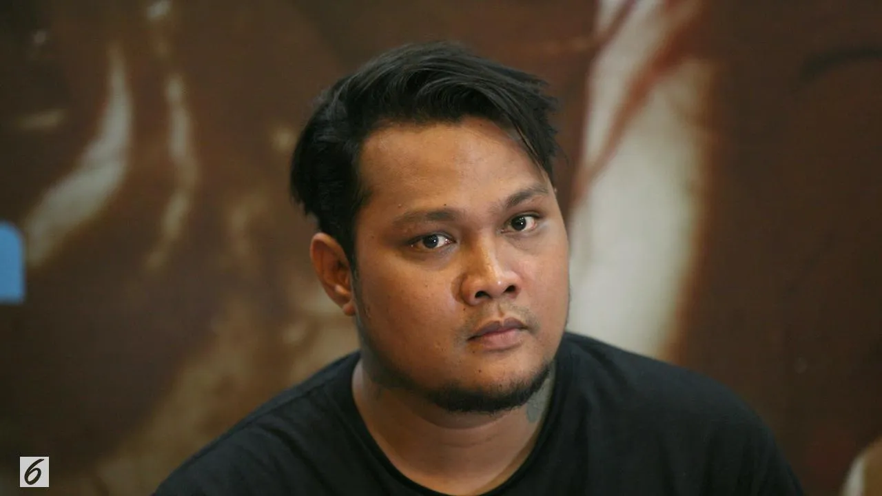 Virgoun ingin sang anak mendapatkan ilmu agama pertama dari dirinya. (credit: via Liputan6.com)