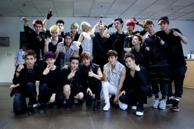 Debut nyaris bersamaan VIXX dan EXO  cukup dekat.