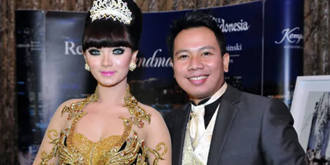 Vicky dan Zaskia Shinta.