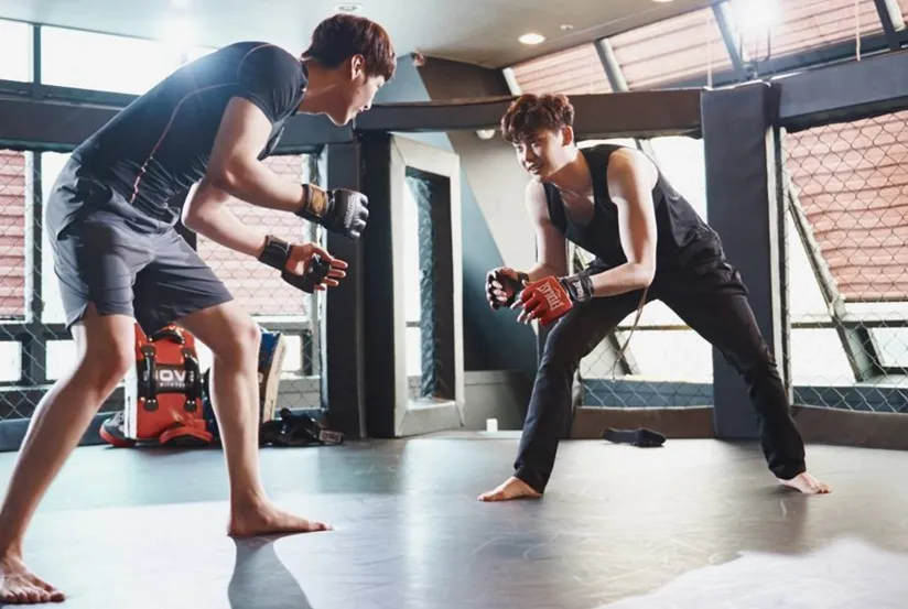 Lee Tae Hwan dan Lee Jong Suk adu bela diri © MBC