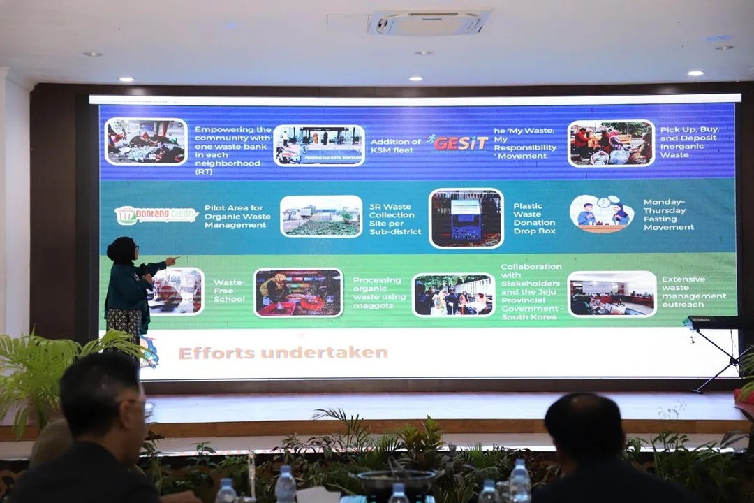 Wali Kota Bontang, Neni Moerniaen saat gala dinner di Pendopo Rumah Jabatan Wali Kota Bontang, Senin (3/11/2025) malam.